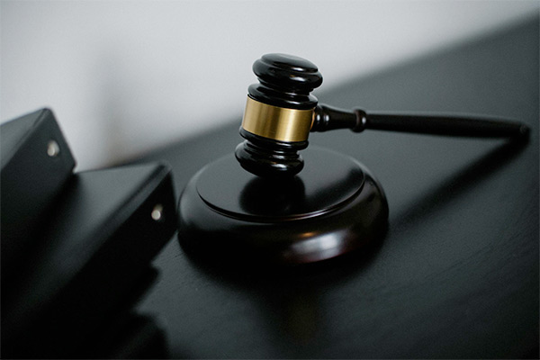 Criminal Defense Lawyer